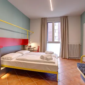 meininger-milano-garibaldi.it-lombardy.com/